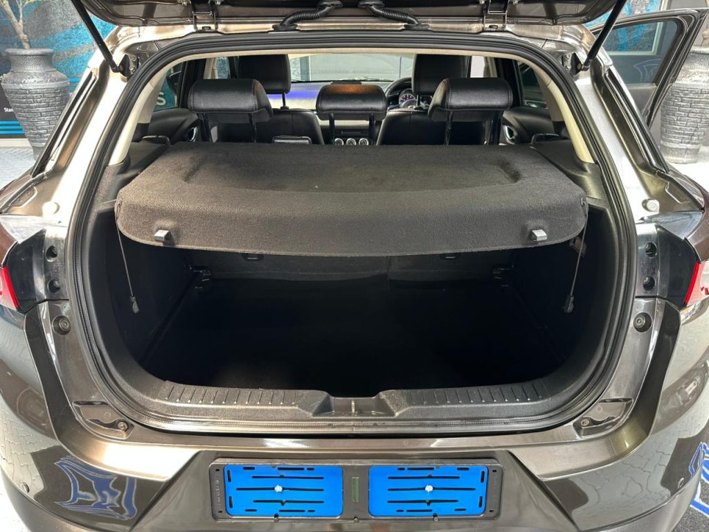 2018 Mazda 2.0 Individual