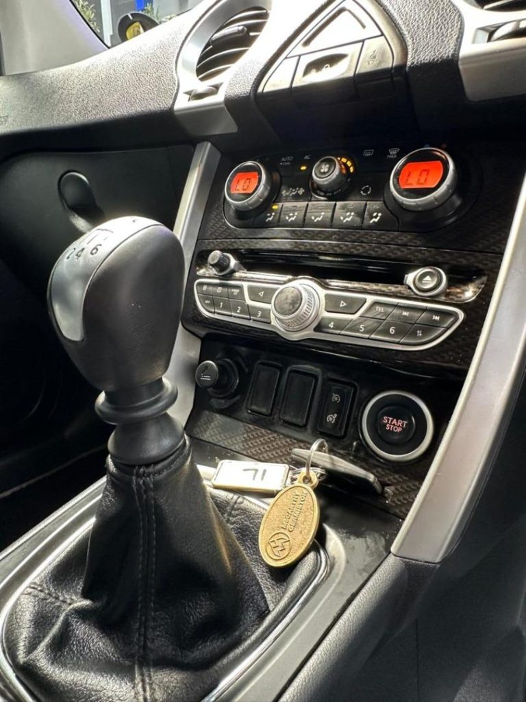 2012 Renault 2.5 Dynamique