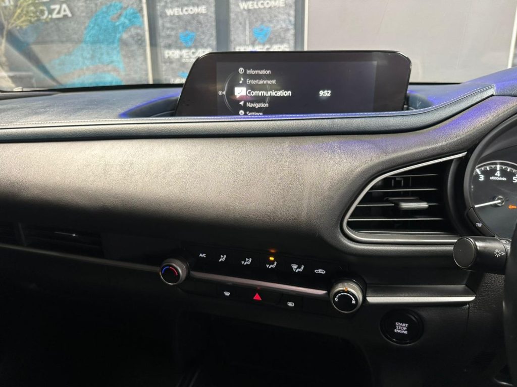 2021 Mazda 2.0 Active