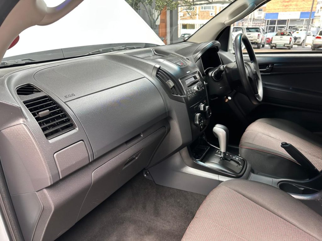 2022 Isuzu 250 Double Cab X-Rider Auto