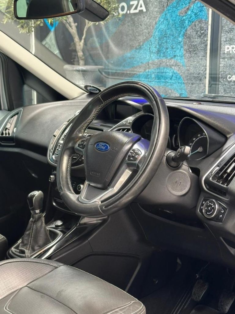 2016 Ford 1.0T Titanium