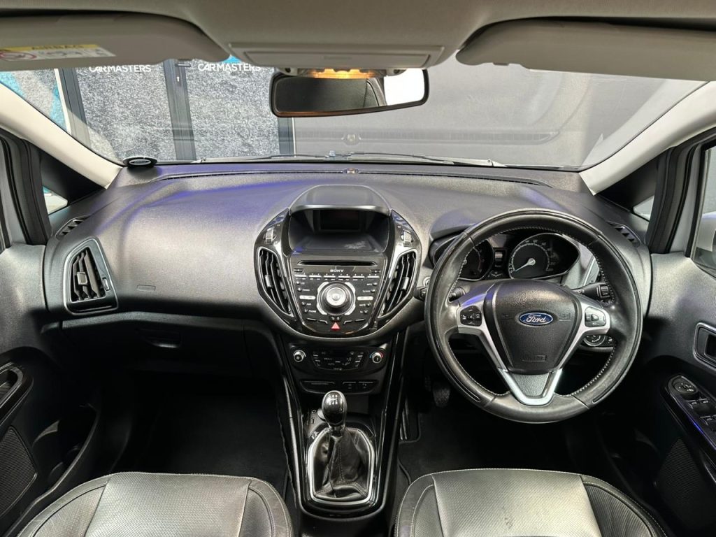 2016 Ford 1.0T Titanium