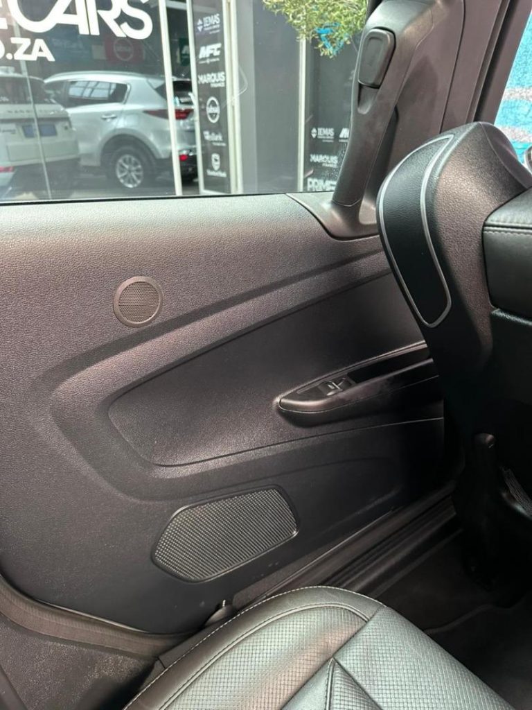 2016 Ford 1.0T Titanium