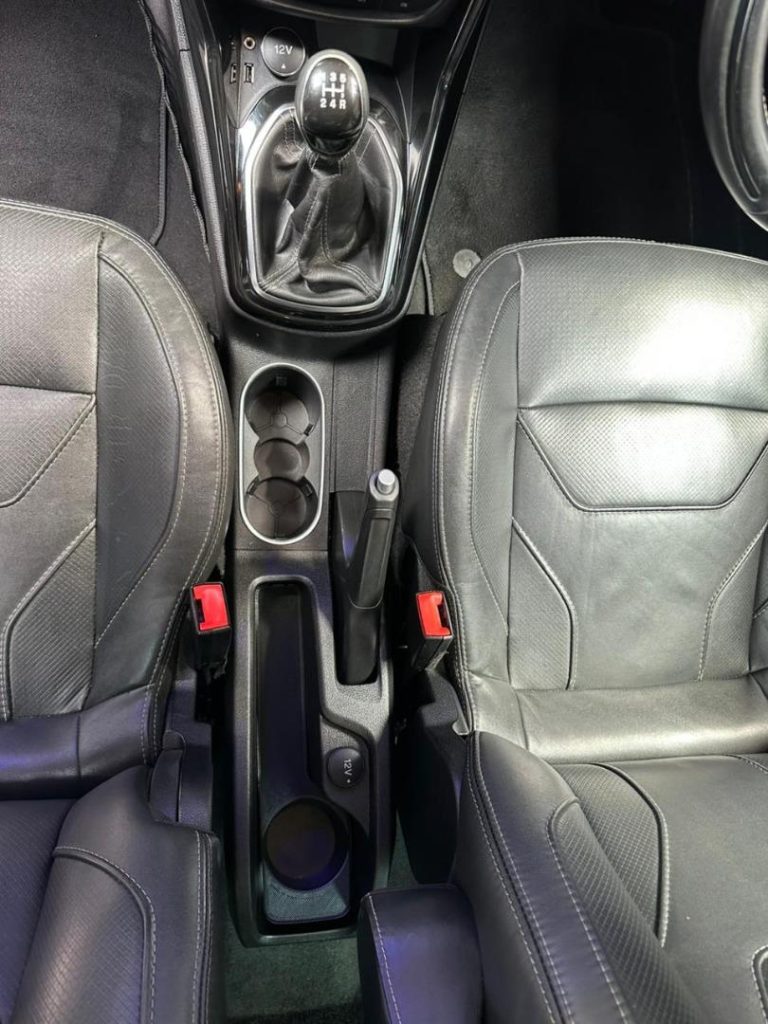 2016 Ford 1.0T Titanium