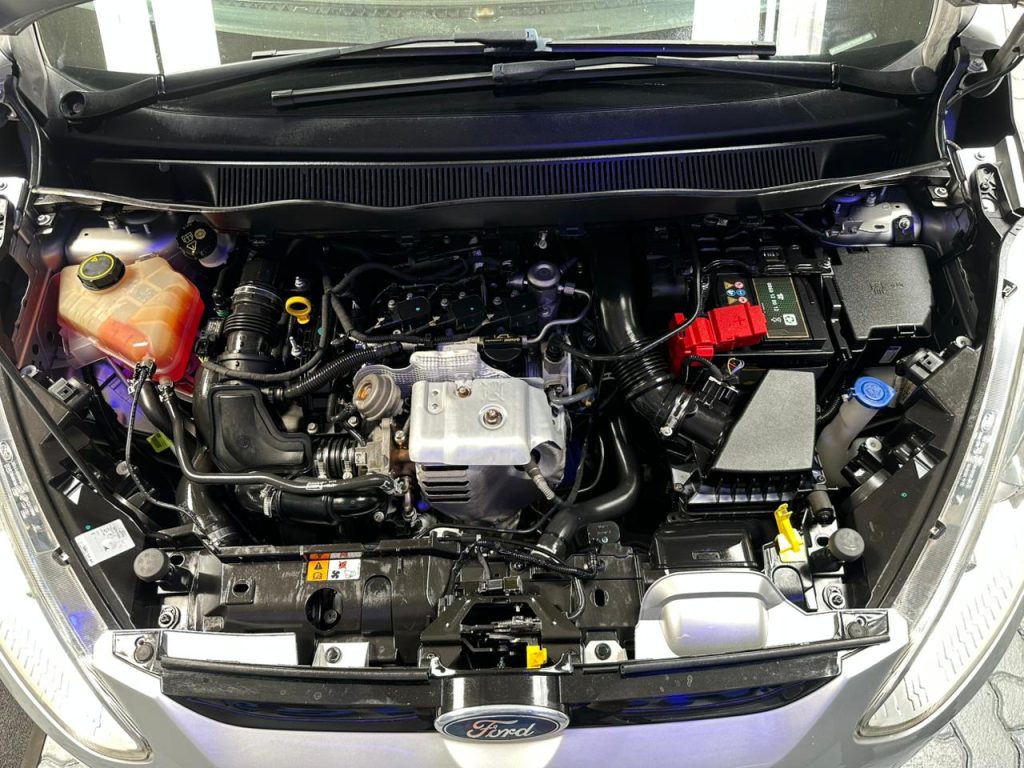 2016 Ford 1.0T Titanium