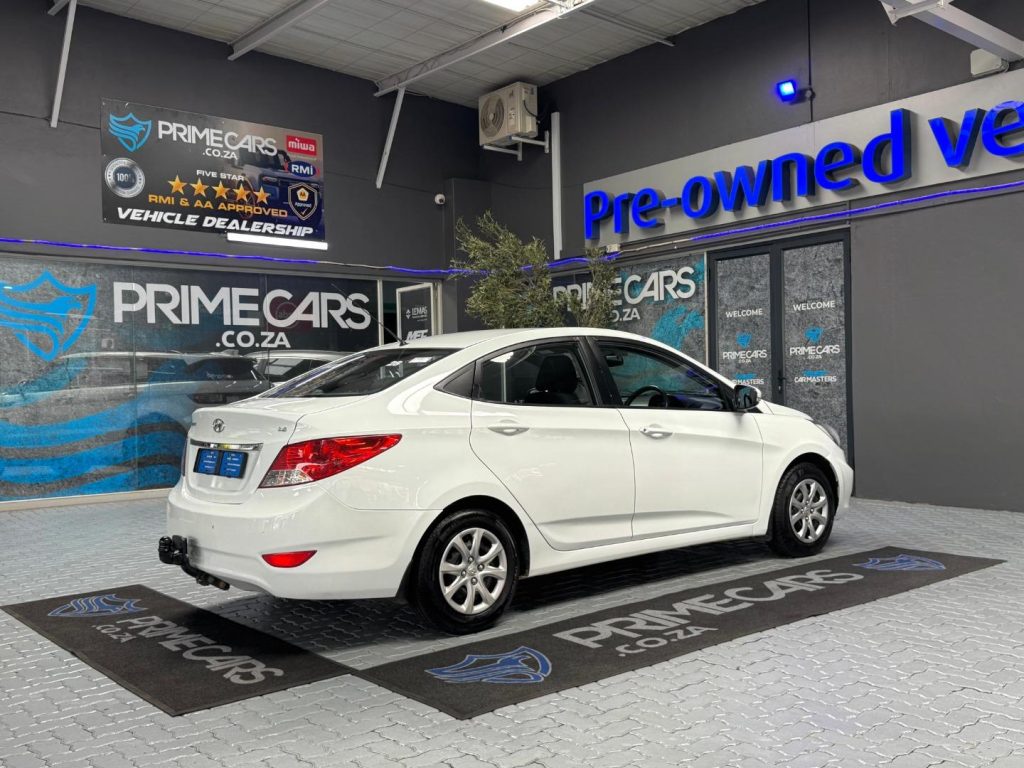 2013 Hyundai Sedan 1.6 Fluid