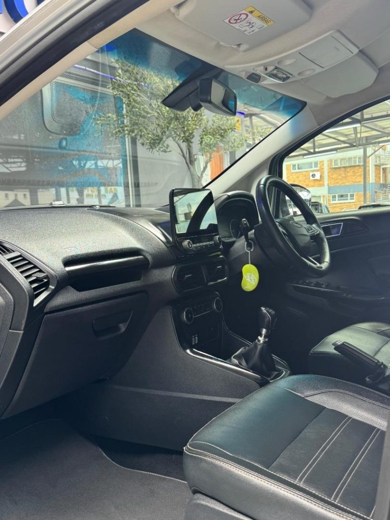 2018 Ford 1.0T Titanium