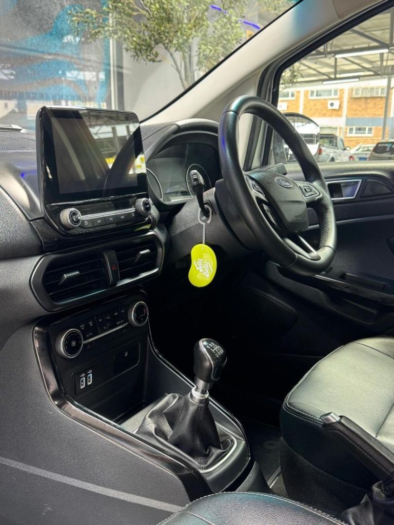 2018 Ford 1.0T Titanium