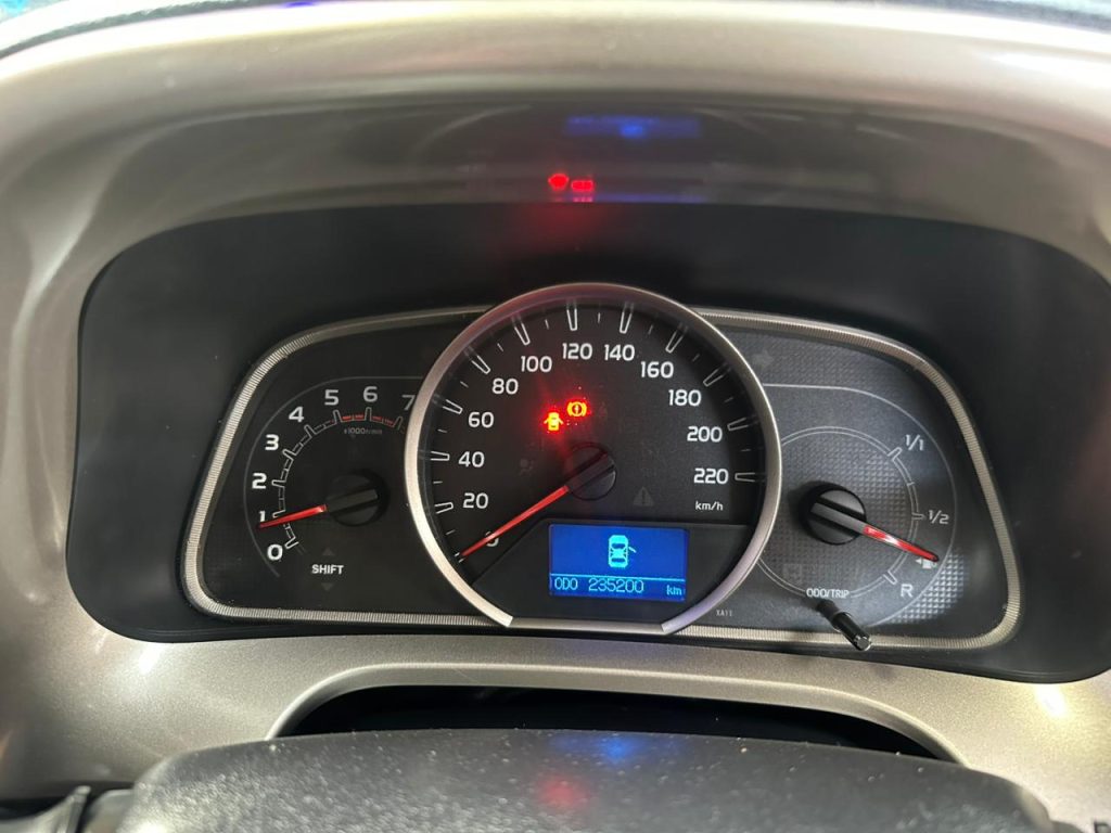 2013 Toyota 2.2D-4D GX