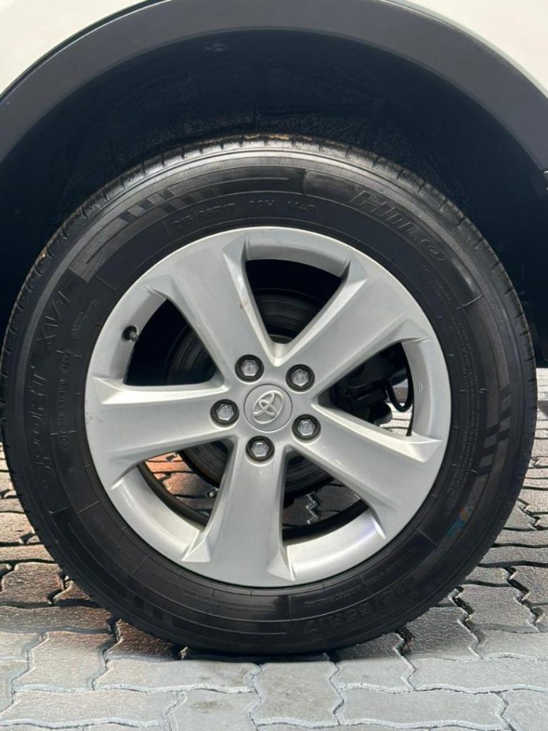 2013 Toyota 2.2D-4D GX