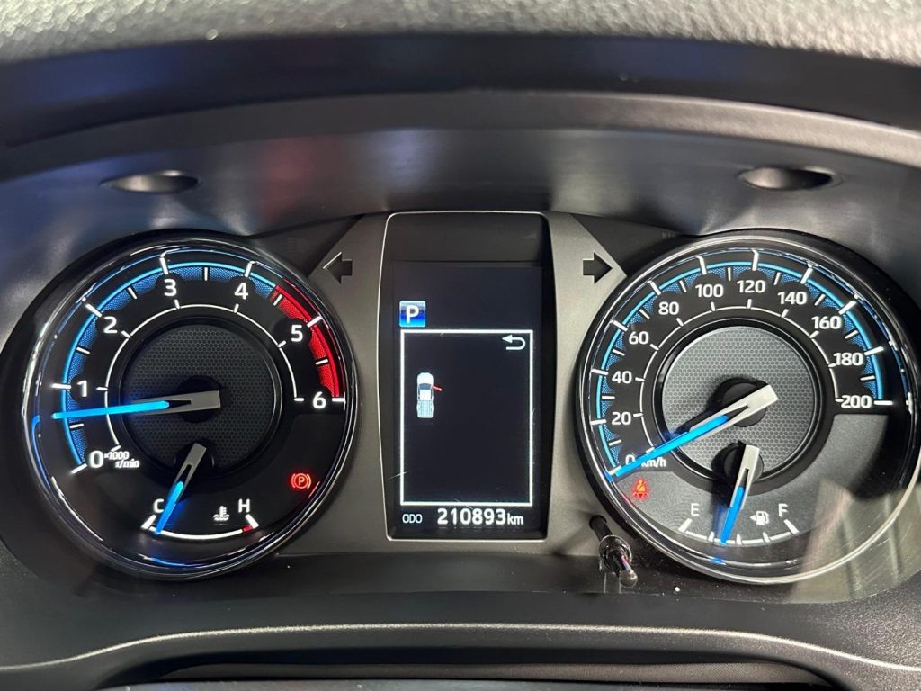 2020 Toyota 2.8GD-6 Xtra Cab Legend Auto