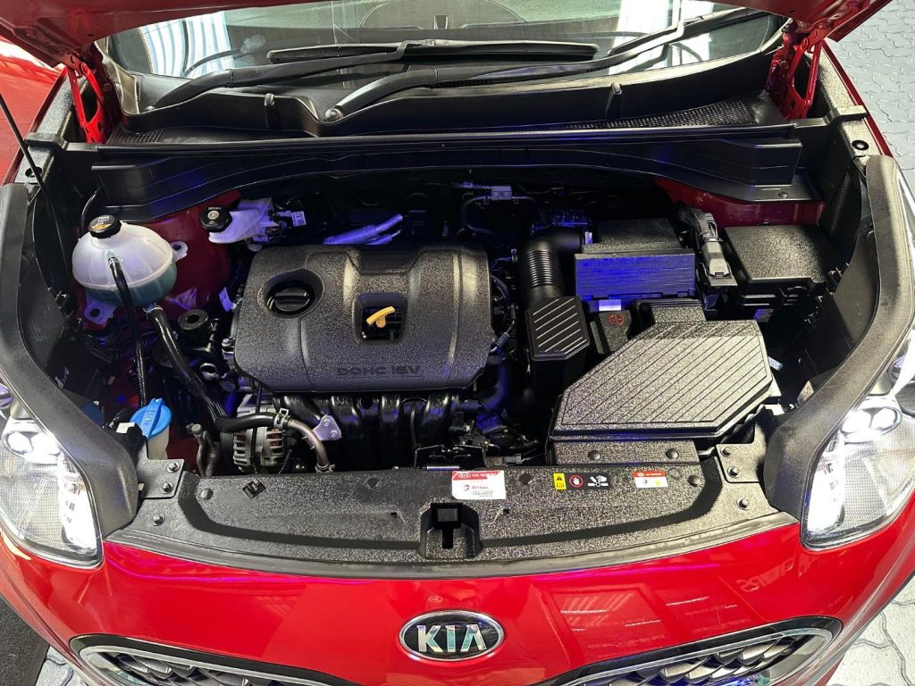 2020 Kia 2.0 EX