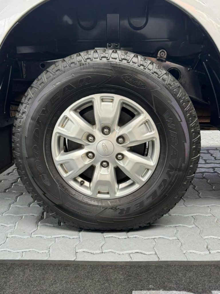2015 Ford 2.2TDCi Double Cab Hi-Rider