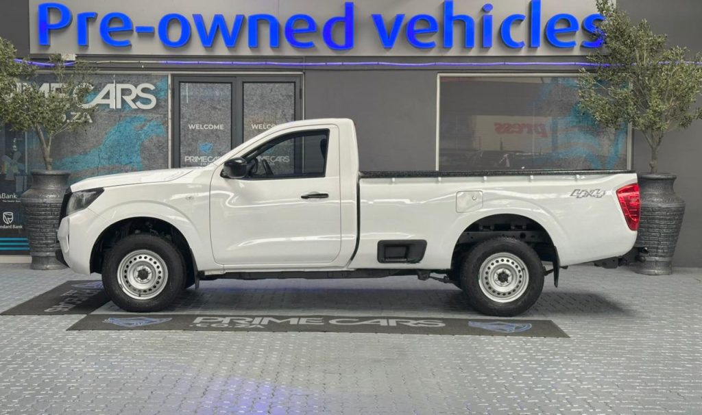 2022 Nissan 2.5DDTi SE 4x4