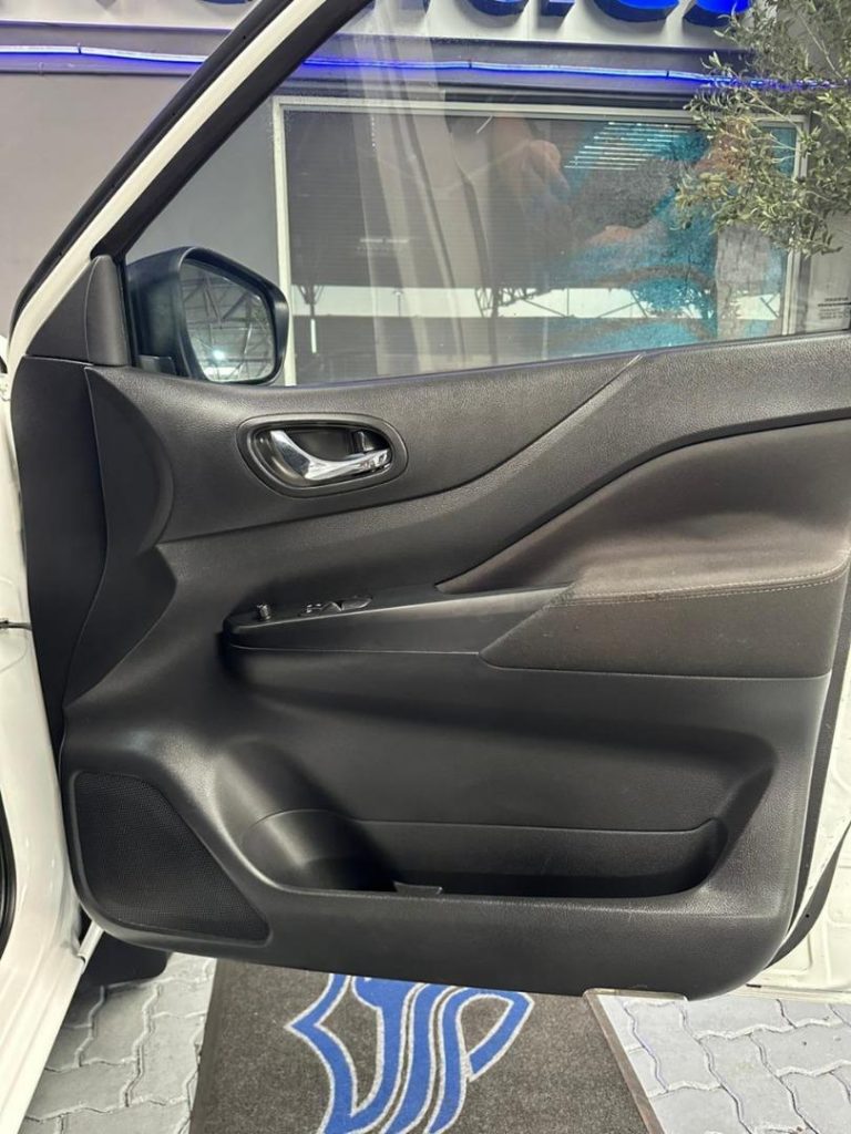 2022 Nissan 2.5DDTi SE 4x4