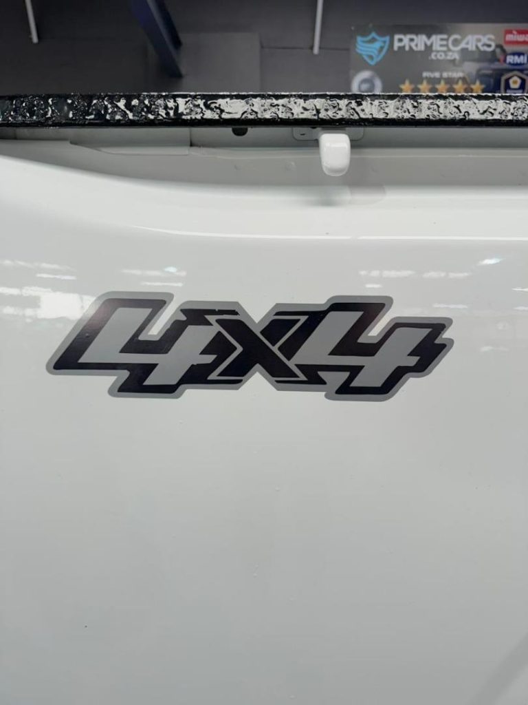 2022 Nissan 2.5DDTi SE 4x4