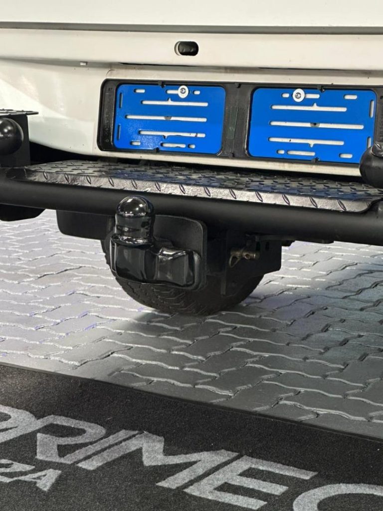 2022 Nissan 2.5DDTi SE 4x4