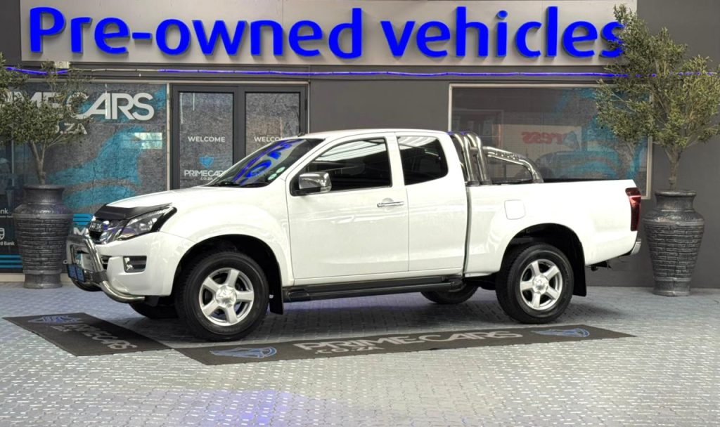 2015 Isuzu 300D-Teq Extended Cab LX Auto
