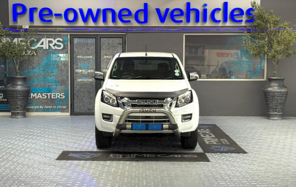 2015 Isuzu 300D-Teq Extended Cab LX Auto