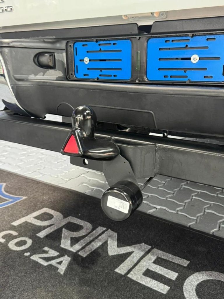 2015 Isuzu 300D-Teq Extended Cab LX Auto