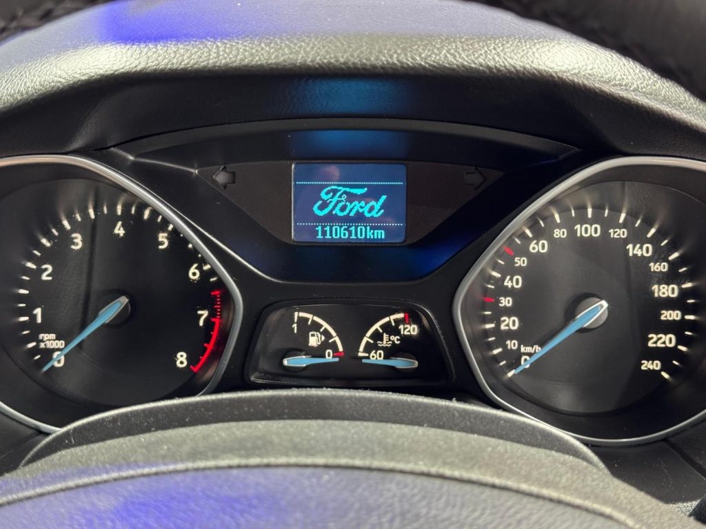 2015 Ford Sedan 1.0T Ambiente