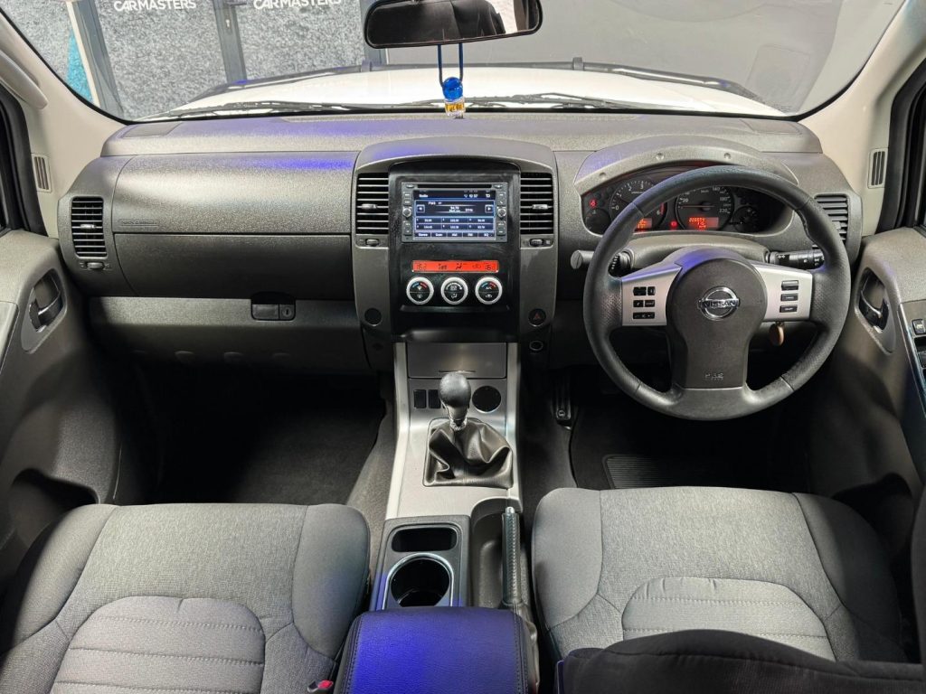 2014 Nissan 2.5dCi Double Cab LE