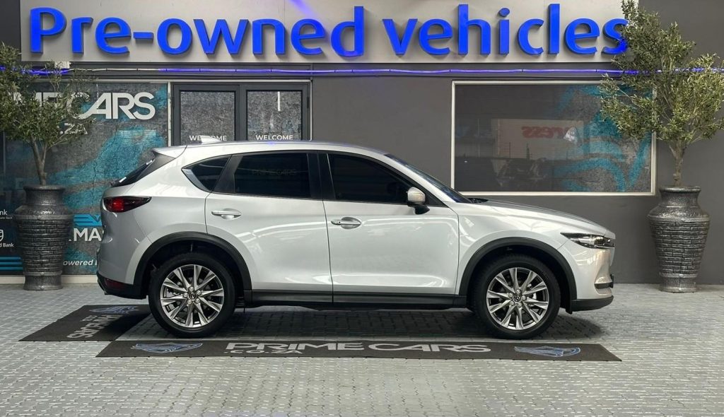 2021 Mazda 2.0 Dynamic Auto