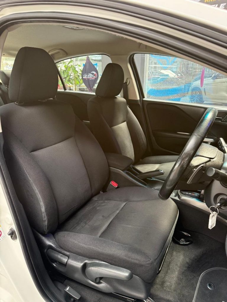 2014 Honda 1.5 Elegance Auto