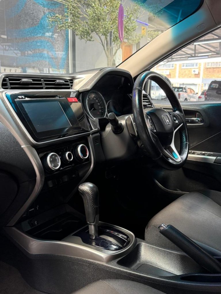 2014 Honda 1.5 Elegance Auto