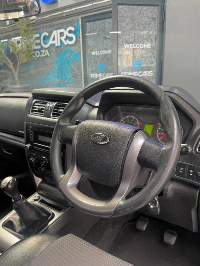 2018 Mahindra 2.2CRDe S6