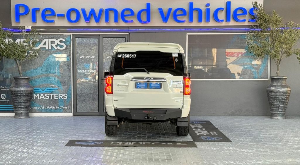 2022 Mahindra 2.2TD S11