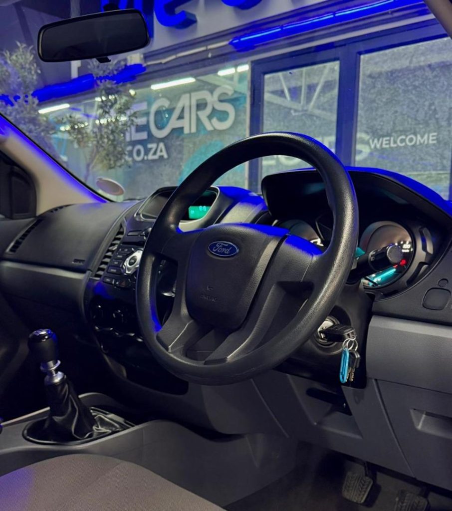 2015 Ford 2.2TDCi Double Cab Hi-Rider XL