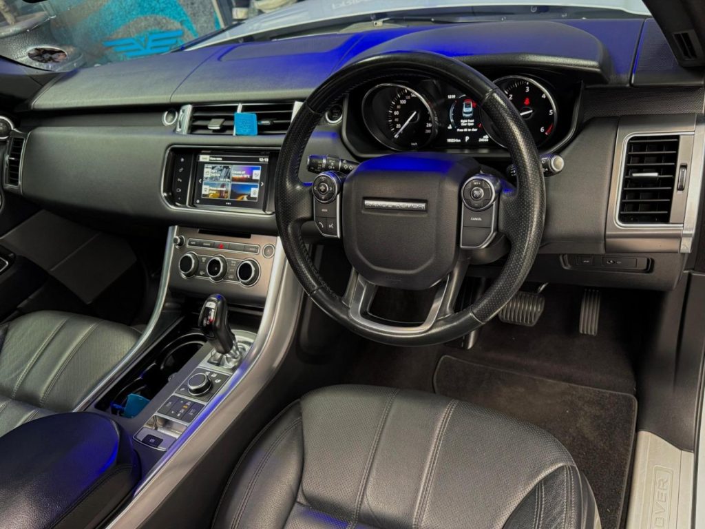 2016 Land Rover SE SDV6
