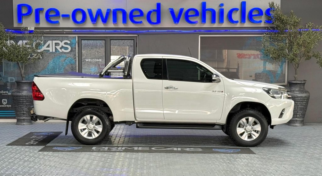 2017 Toyota 2.8GD-6 Xtra cab 4x4 Raider