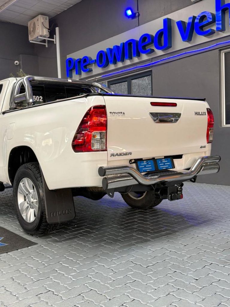 2017 Toyota 2.8GD-6 Xtra cab 4x4 Raider