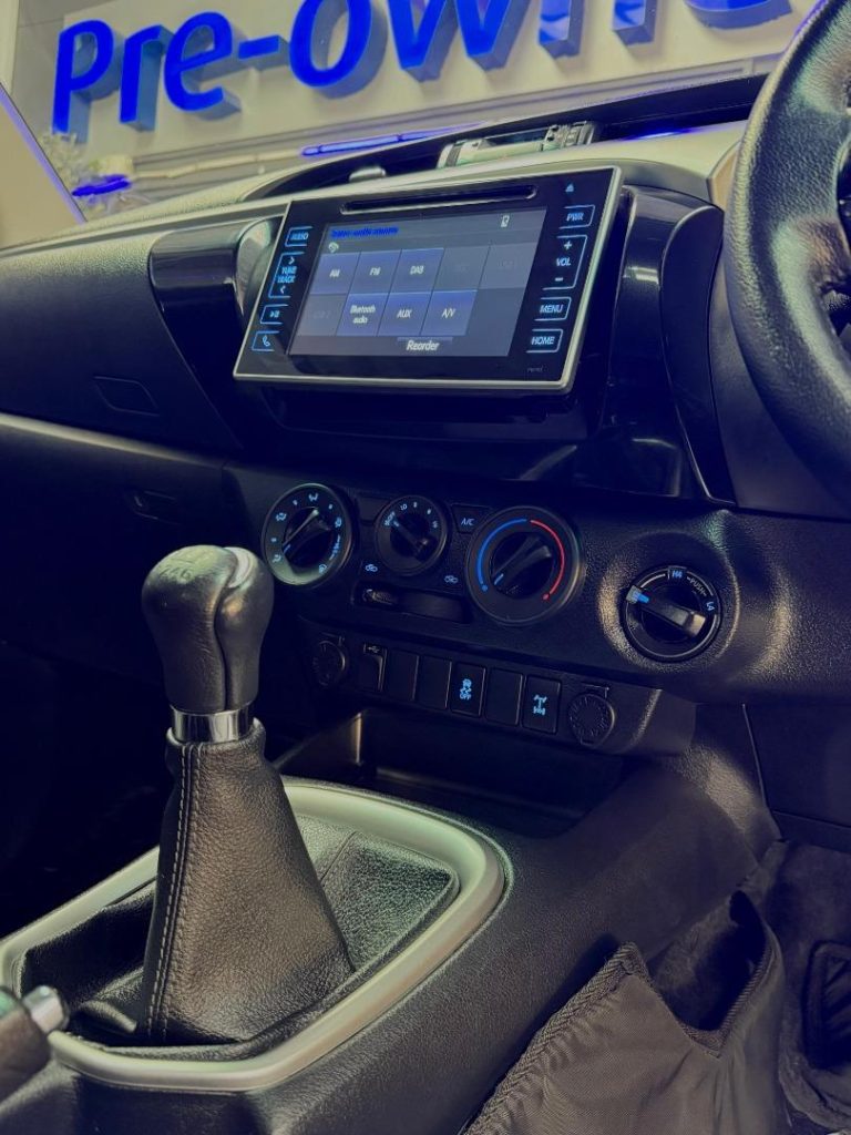 2017 Toyota 2.8GD-6 Xtra cab 4x4 Raider