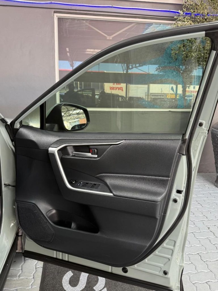 2019 Toyota 2.0 GX Auto