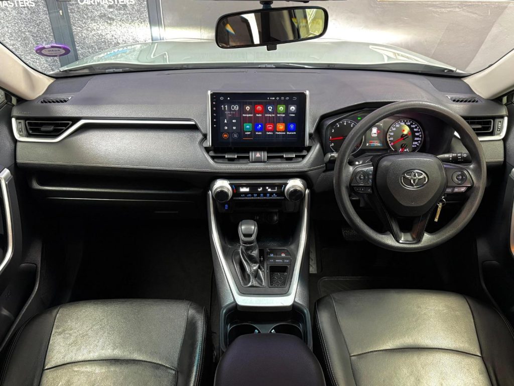 2019 Toyota 2.0 GX Auto