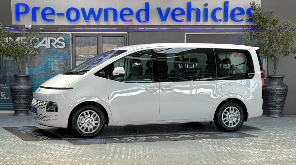 2024 Hyundai 2.2D Executive 9-seater