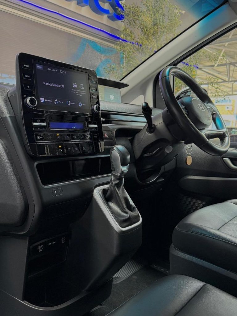 2024 Hyundai 2.2D Executive 9-seater