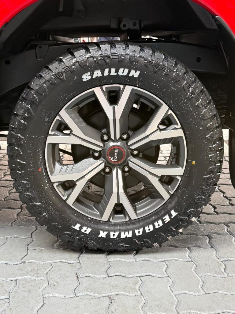 2022 Isuzu 3.0TD Extended Cab LSE