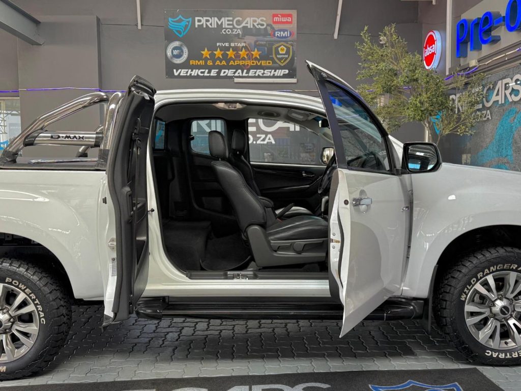 2020 Isuzu 300 3.0TD Extended Cab LX Auto