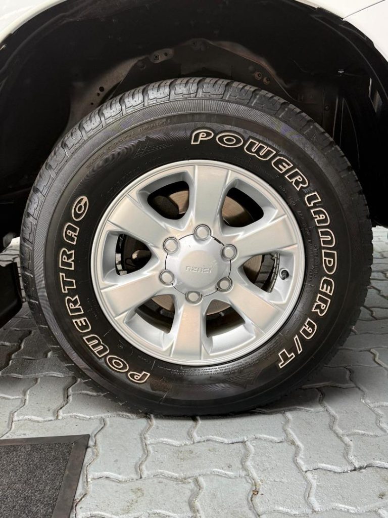 2022 Isuzu 250 Double Cab Hi-Ride Auto