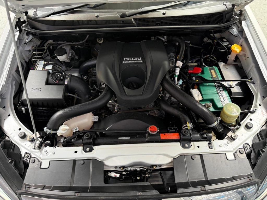 2020 Isuzu 300 3.0TD Extended Cab LX Auto