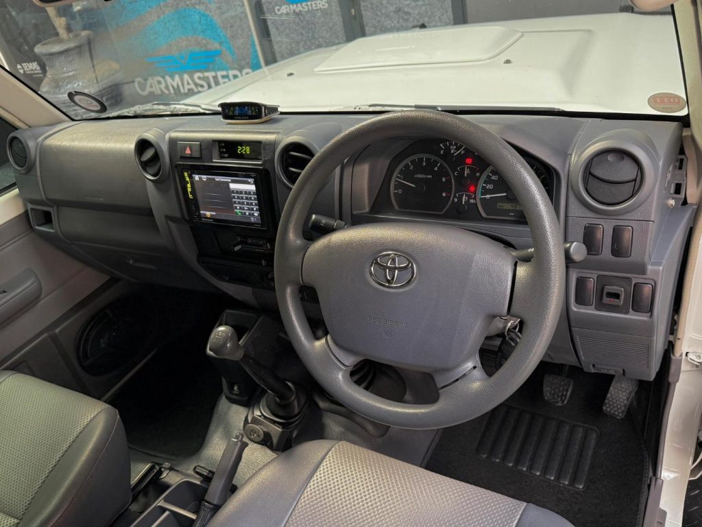 2014 Toyota 4.2D Double Cab