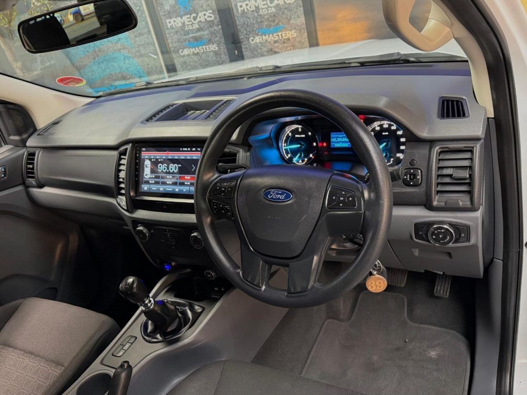 2017 Ford 2.2TDCi Double Cab Hi-Rider XL