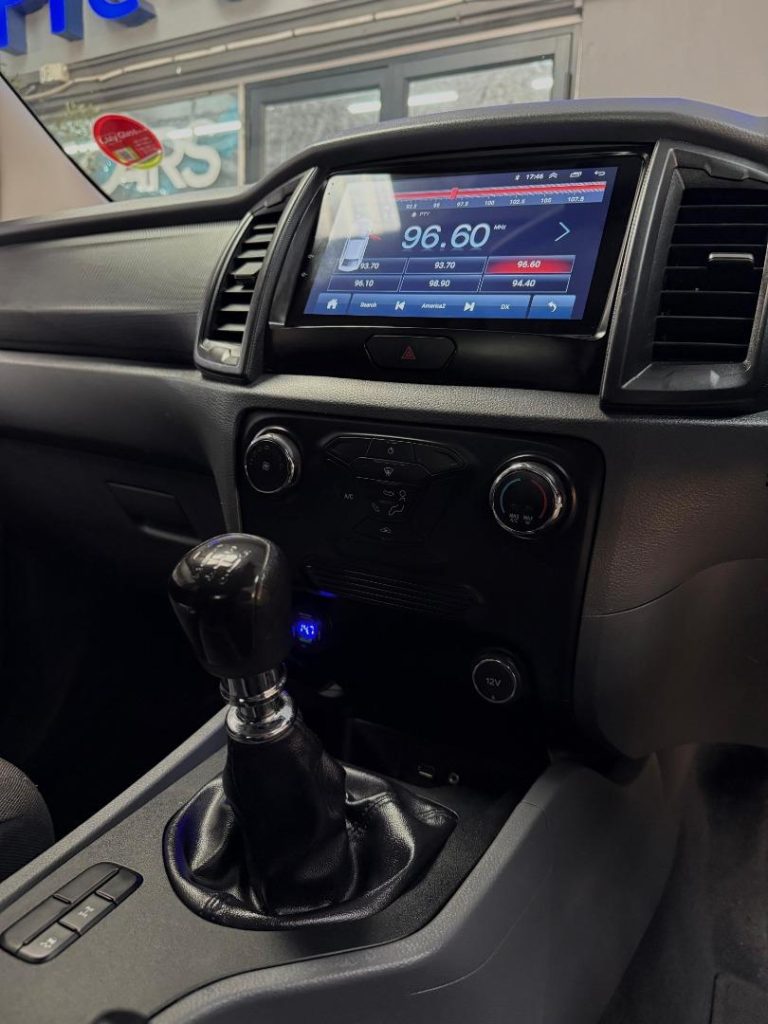 2017 Ford 2.2TDCi Double Cab Hi-Rider XL