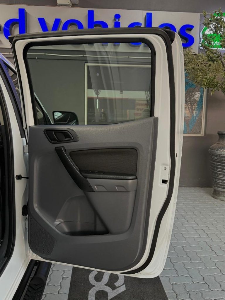 2017 Ford 2.2TDCi Double Cab Hi-Rider XL
