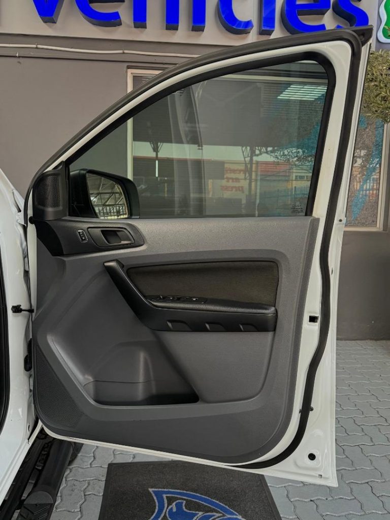 2017 Ford 2.2TDCi Double Cab Hi-Rider XL