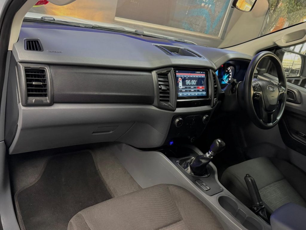 2017 Ford 2.2TDCi Double Cab Hi-Rider XL